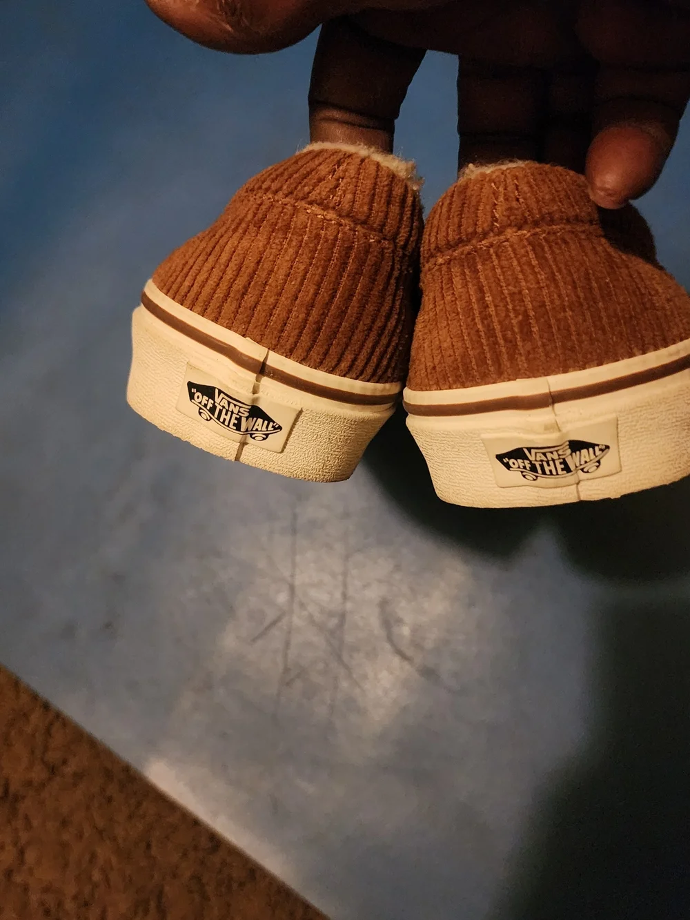 Brand new Vans Brown Corduroy Slip-On Loafers size 8 women Been packed up